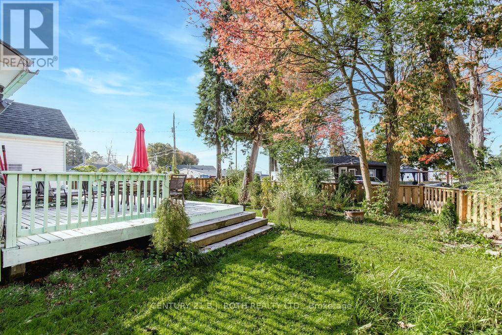 7 Oliver Drive, Tiny, ON - Outdoor With Deck Patio Veranda