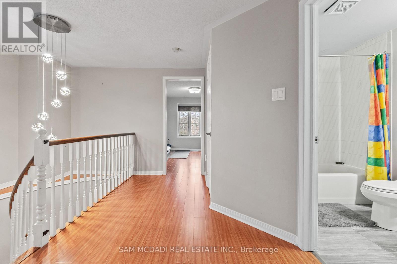 1073 Gabriel Place, Burlington, ON - Indoor Photo Showing Other Room