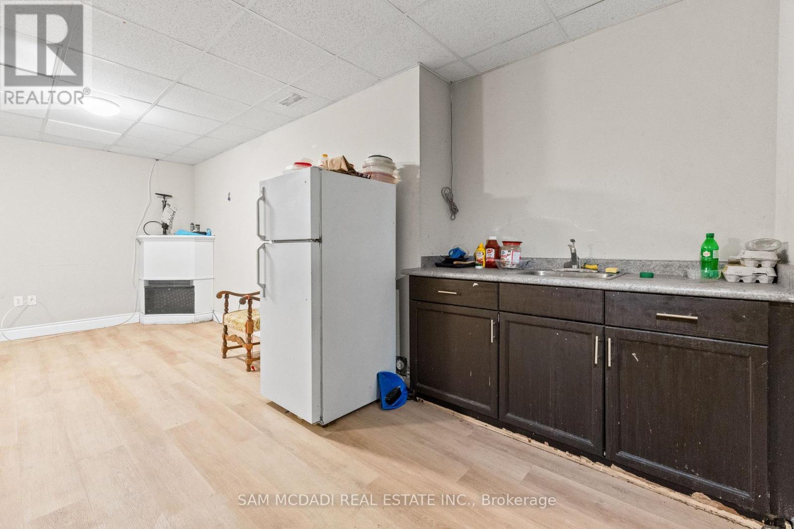 1073 Gabriel Place, Burlington, ON - Indoor