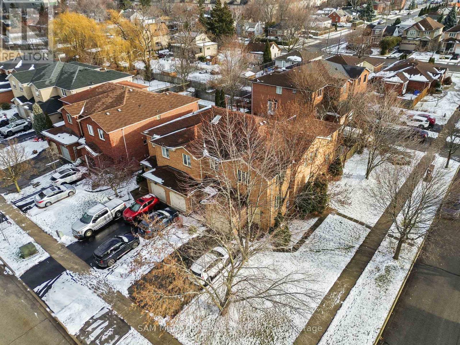 1073 Gabriel Place, Burlington, ON - Outdoor