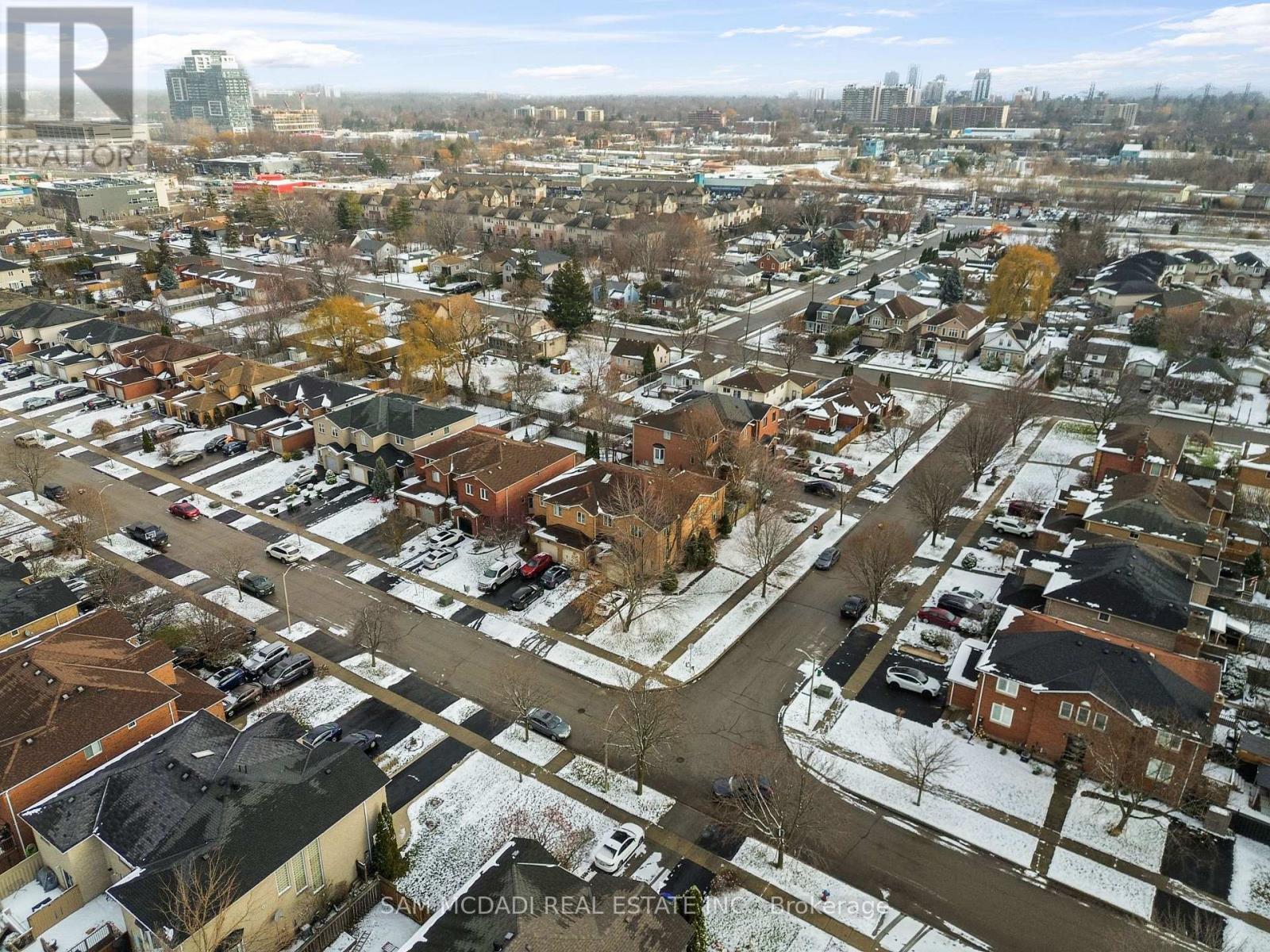 1073 Gabriel Place, Burlington, ON - Outdoor With View