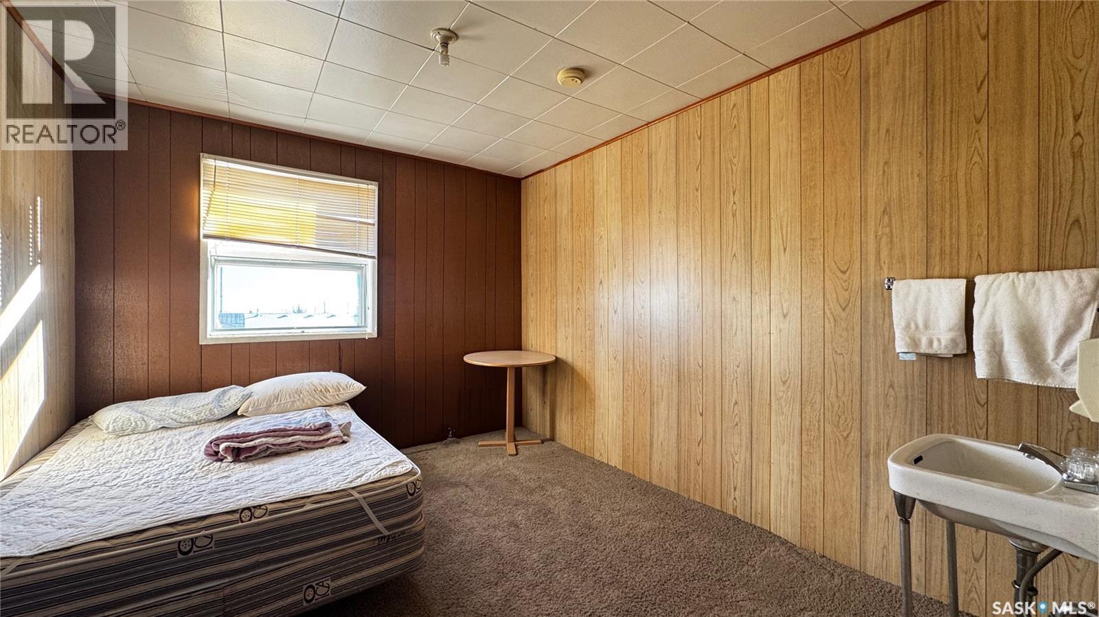 200 Washington Avenue, Hanley, SK