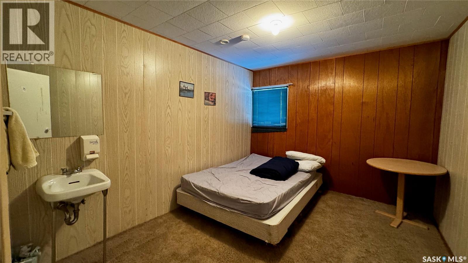 200 Washington Avenue, Hanley, SK