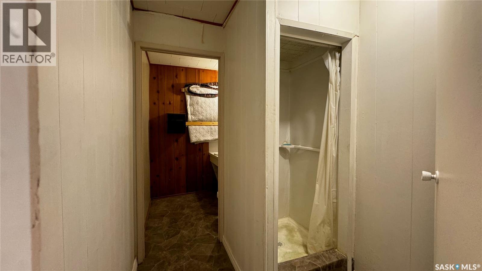 200 Washington Avenue, Hanley, SK