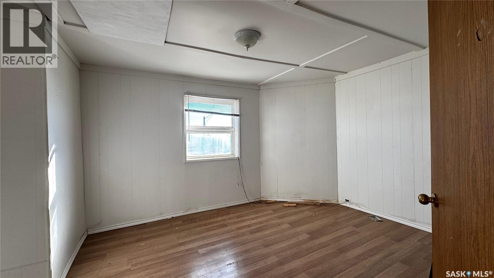 200 Washington Avenue, Hanley, SK