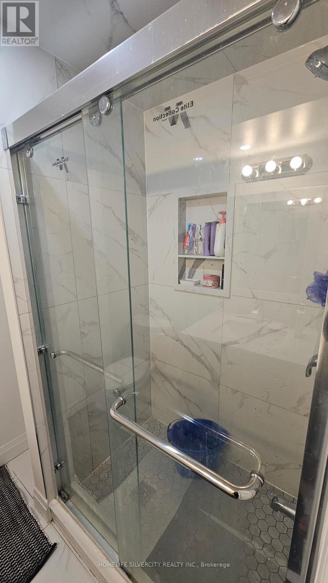 Basement - 194 Eaglecrest Street, Kitchener, ON - Indoor Photo Showing Bathroom