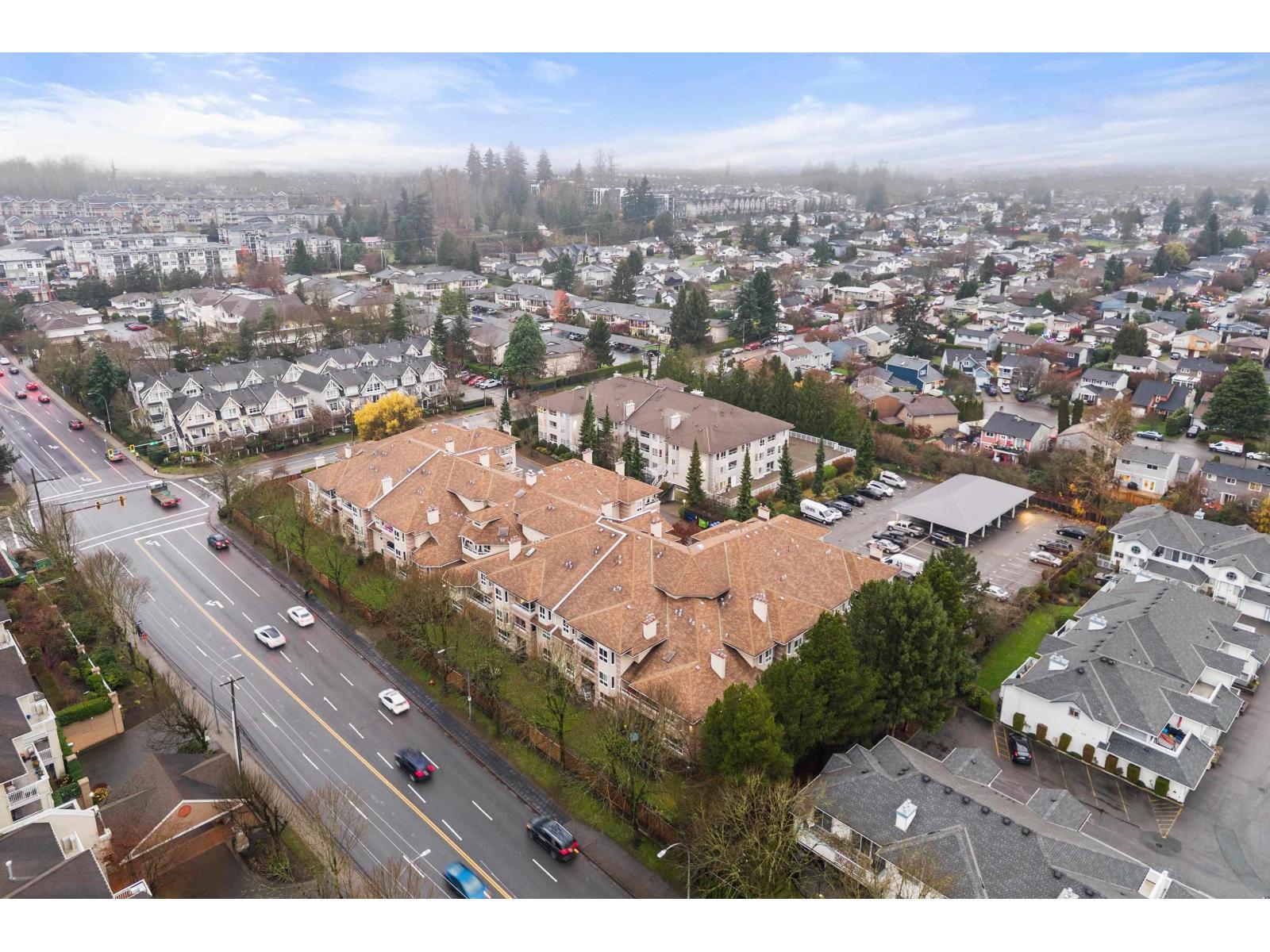 402 19721 64 Avenue, Langley, BC - Outdoor With View