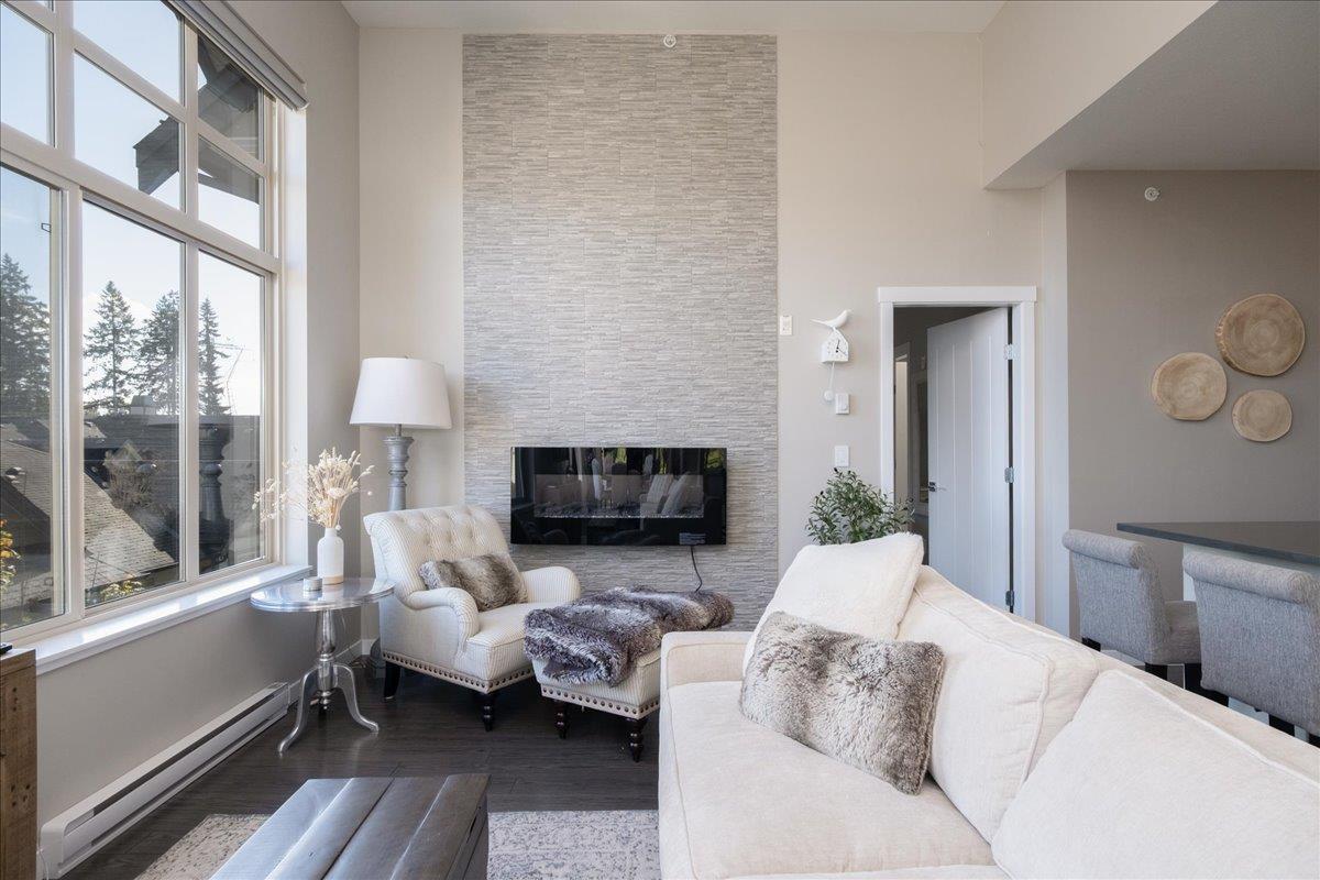 507 2855 156 Street, Surrey, BC - Indoor Photo Showing Living Room With Fireplace