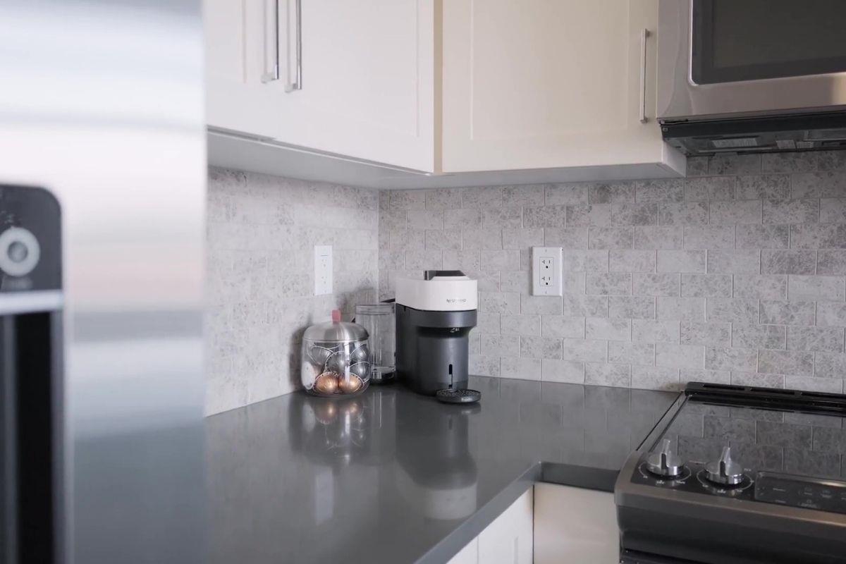 507 2855 156 Street, Surrey, BC - Indoor