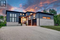 87 GOLDIE COURT Blue Mountains, ON N0H 1J0