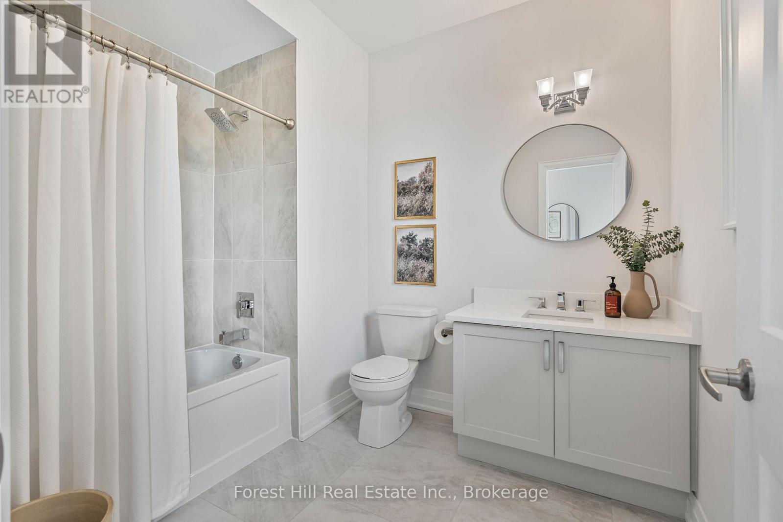 87 Goldie Court, Blue Mountains, ON - Indoor Photo Showing Bathroom