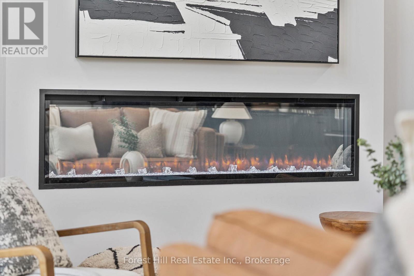 87 Goldie Court, Blue Mountains, ON - Indoor With Fireplace