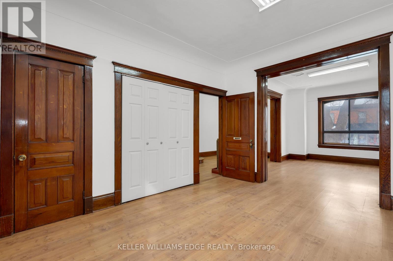 760 King Street E, Hamilton, ON - Indoor Photo Showing Other Room