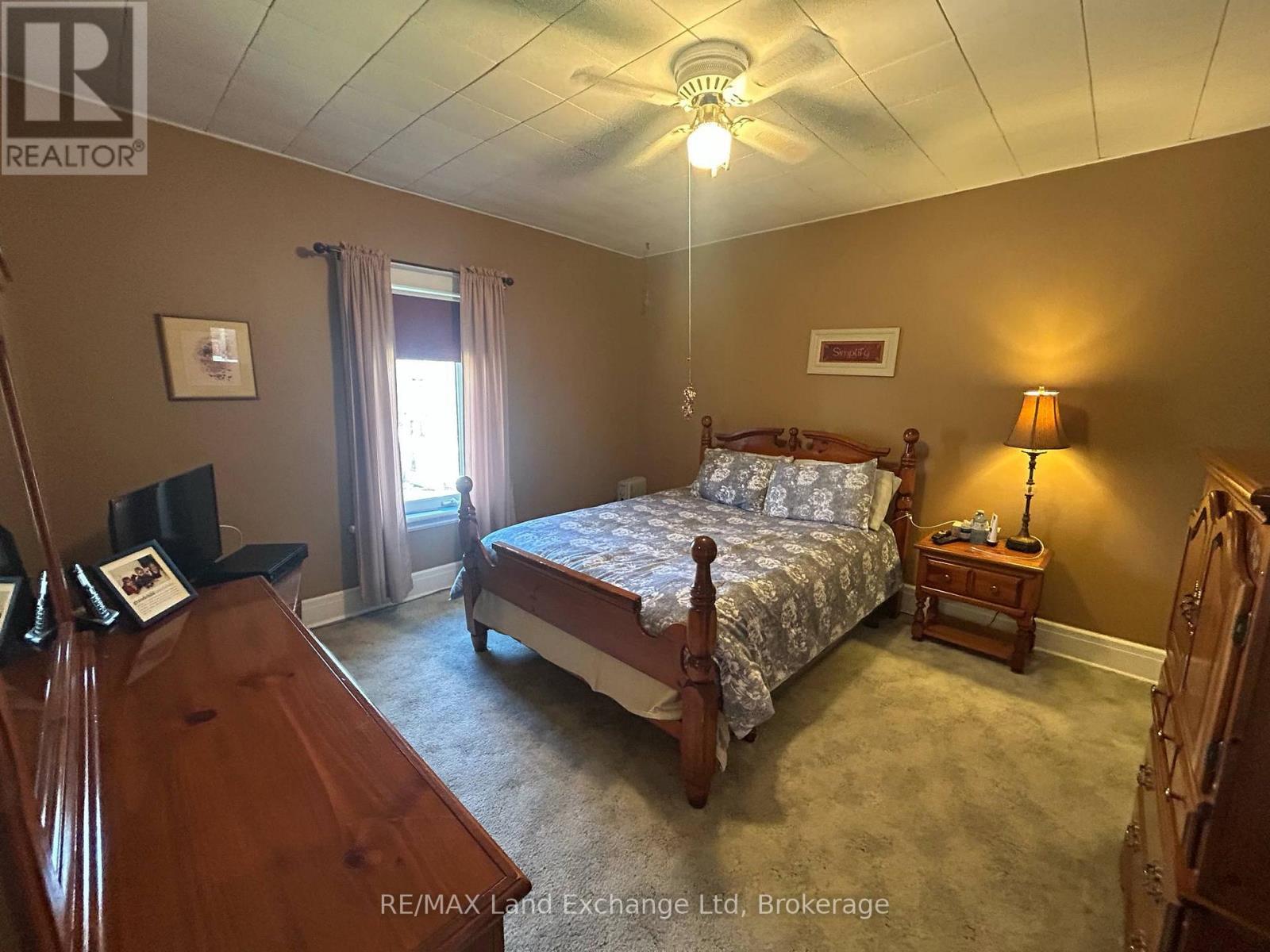 327 Frances Street, North Huron (Wingham), ON - Indoor Photo Showing Bedroom