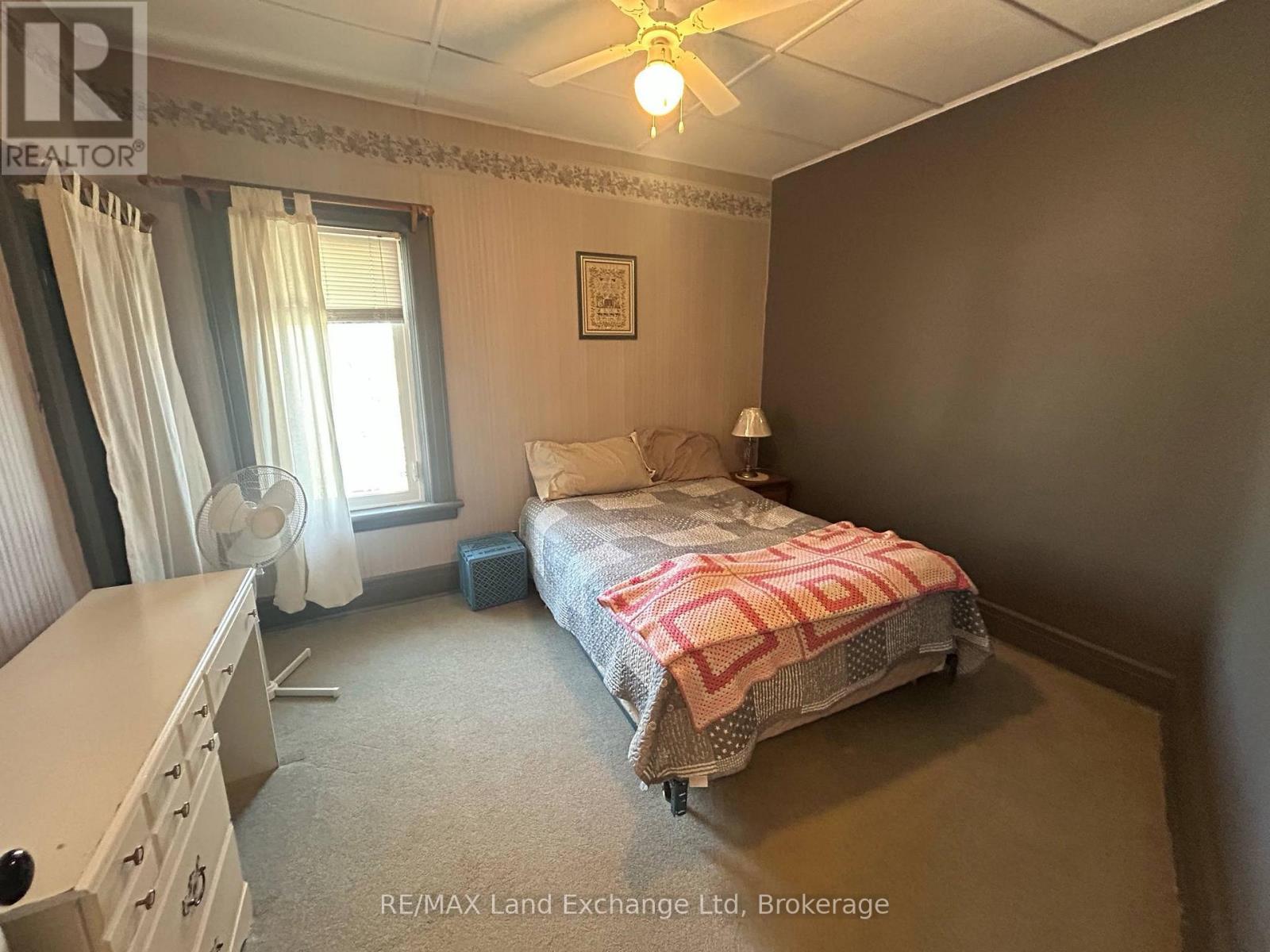 327 Frances Street, North Huron (Wingham), ON - Indoor Photo Showing Bedroom