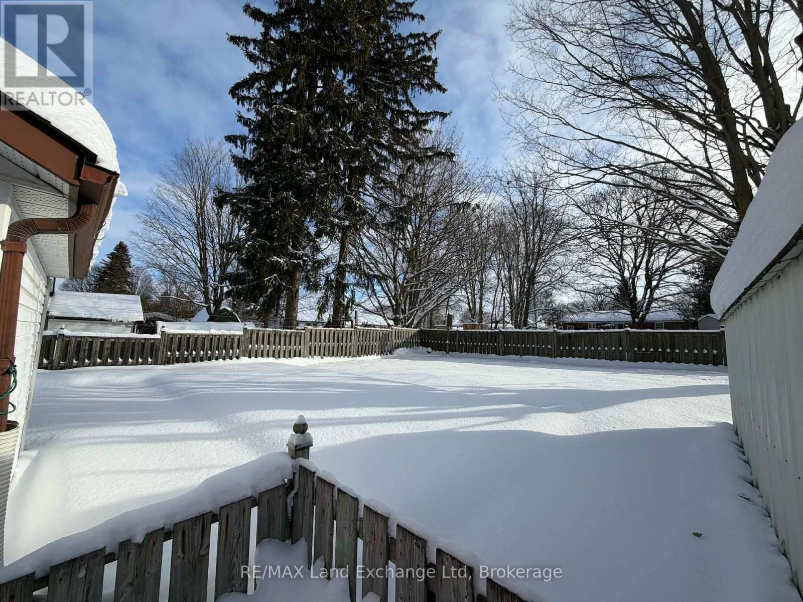 327 Frances Street, North Huron (Wingham), ON - Outdoor