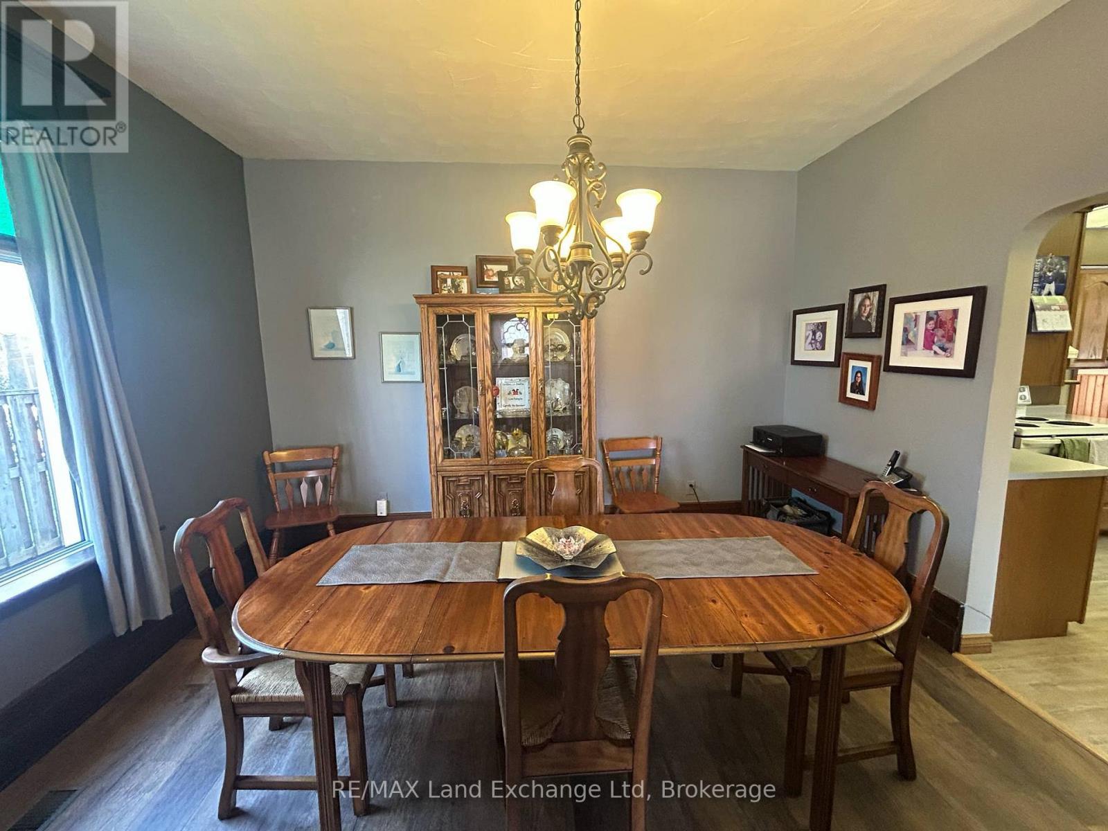 327 Frances Street, North Huron (Wingham), ON - Indoor Photo Showing Dining Room