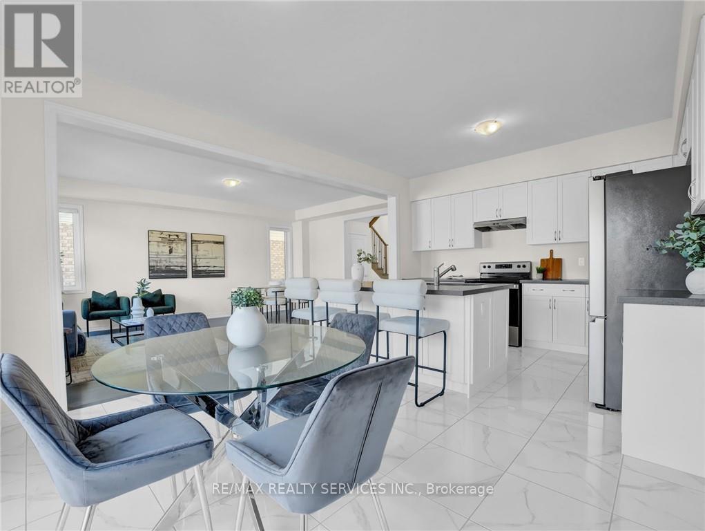 28 Ford Street, Brant, ON - Indoor