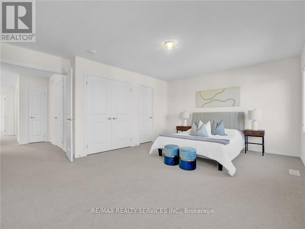 28 Ford Street, Brant, ON - Indoor Photo Showing Bedroom