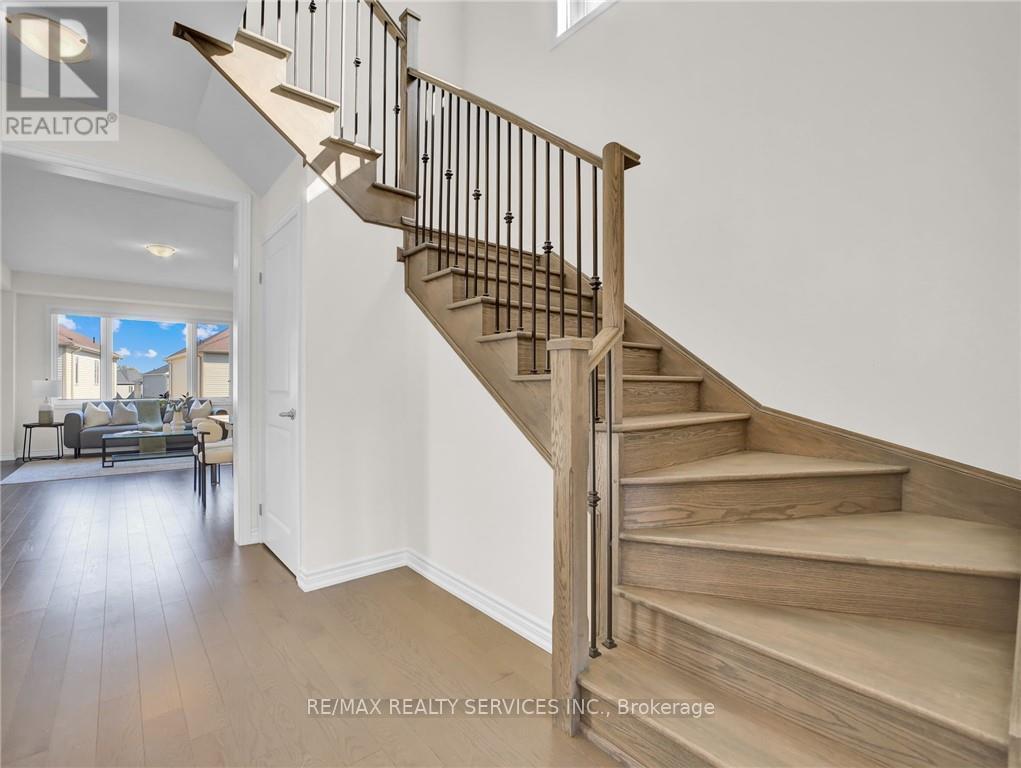 28 Ford Street, Brant, ON - Indoor Photo Showing Other Room