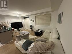 126 BRIGHTON LANE Thorold, ON L2V 0N7