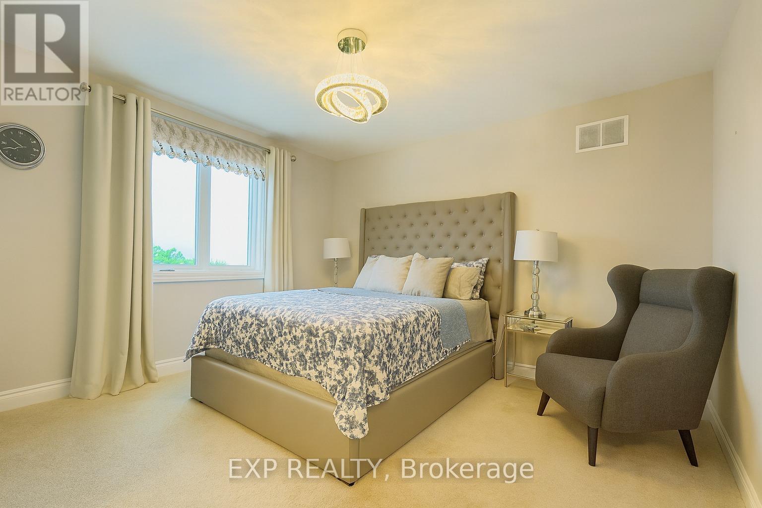 195 Water Street, Waterloo, ON - Indoor Photo Showing Bedroom