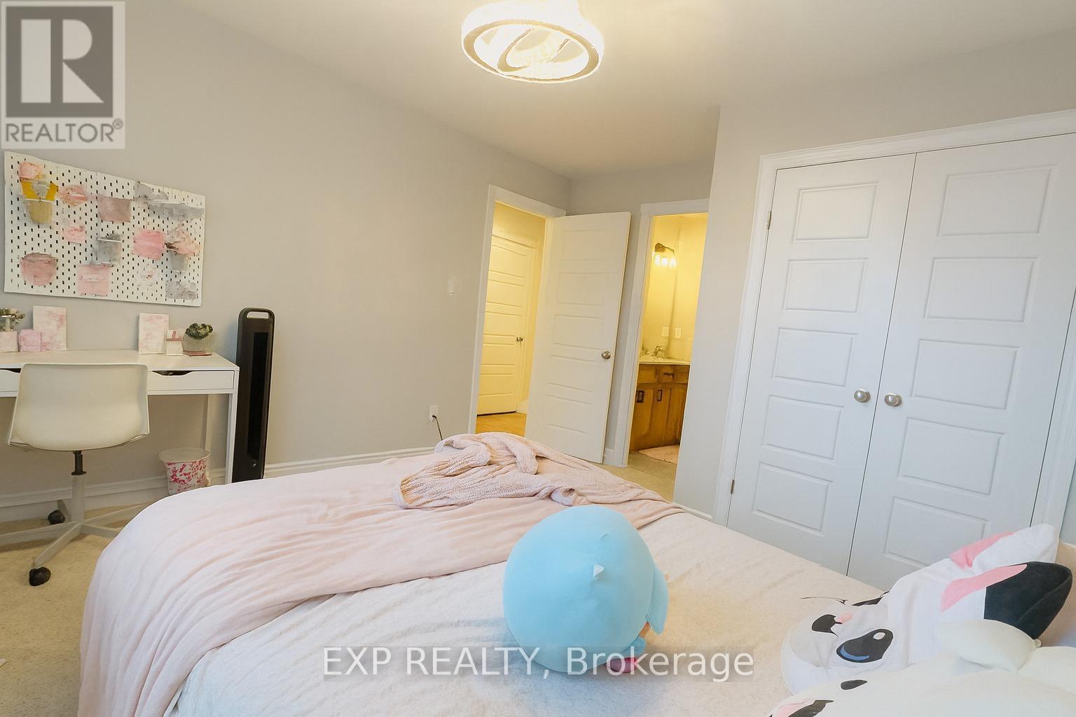 195 Water Street, Waterloo, ON - Indoor Photo Showing Bedroom