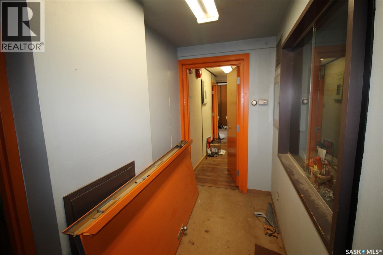 303 1St Avenue W, Climax, SK - Indoor Photo Showing Other Room