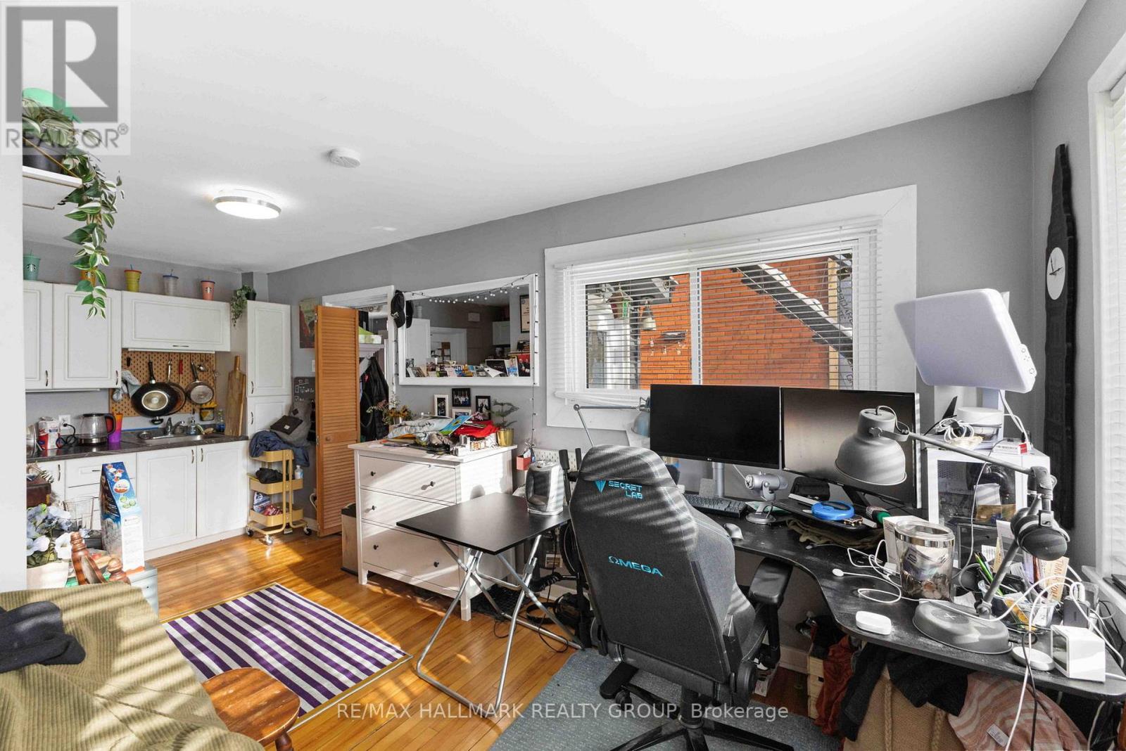 70 Anderson Street, Ottawa, ON - Indoor Photo Showing Office