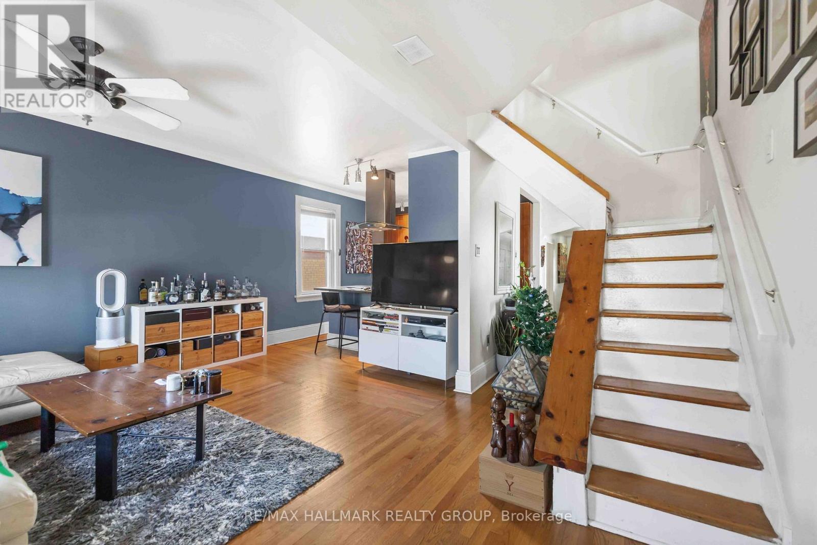 70 Anderson Street, Ottawa, ON - Indoor