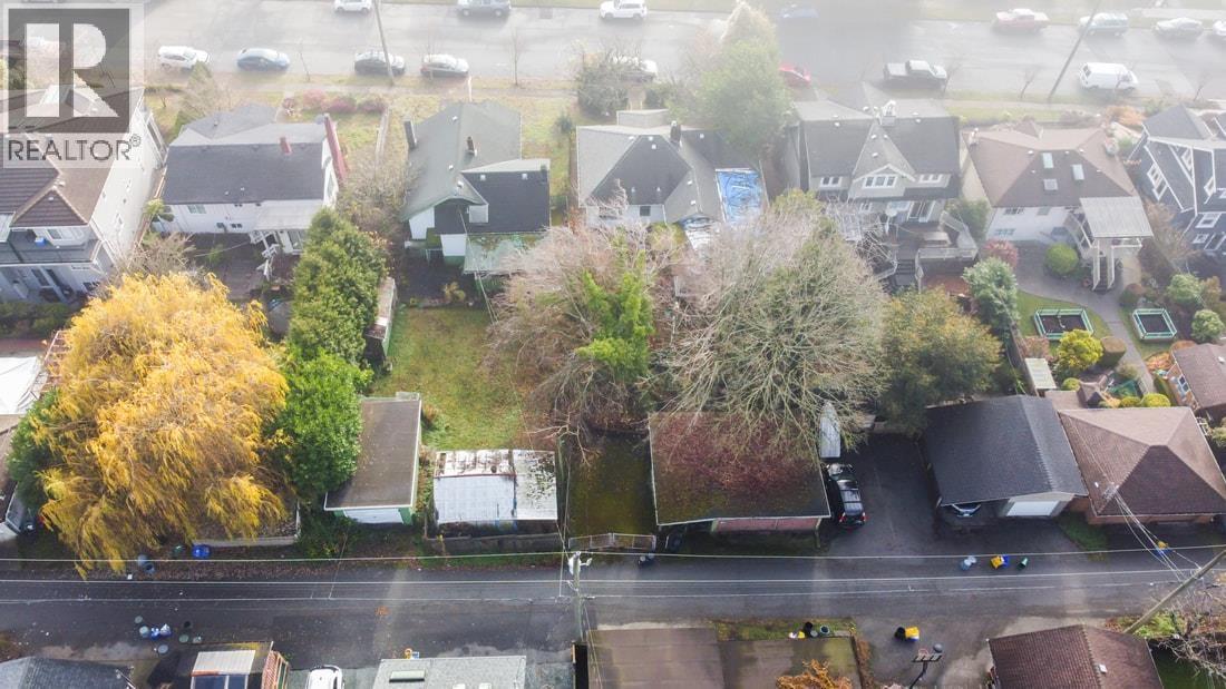 438 W 14Th Street, North Vancouver, BC