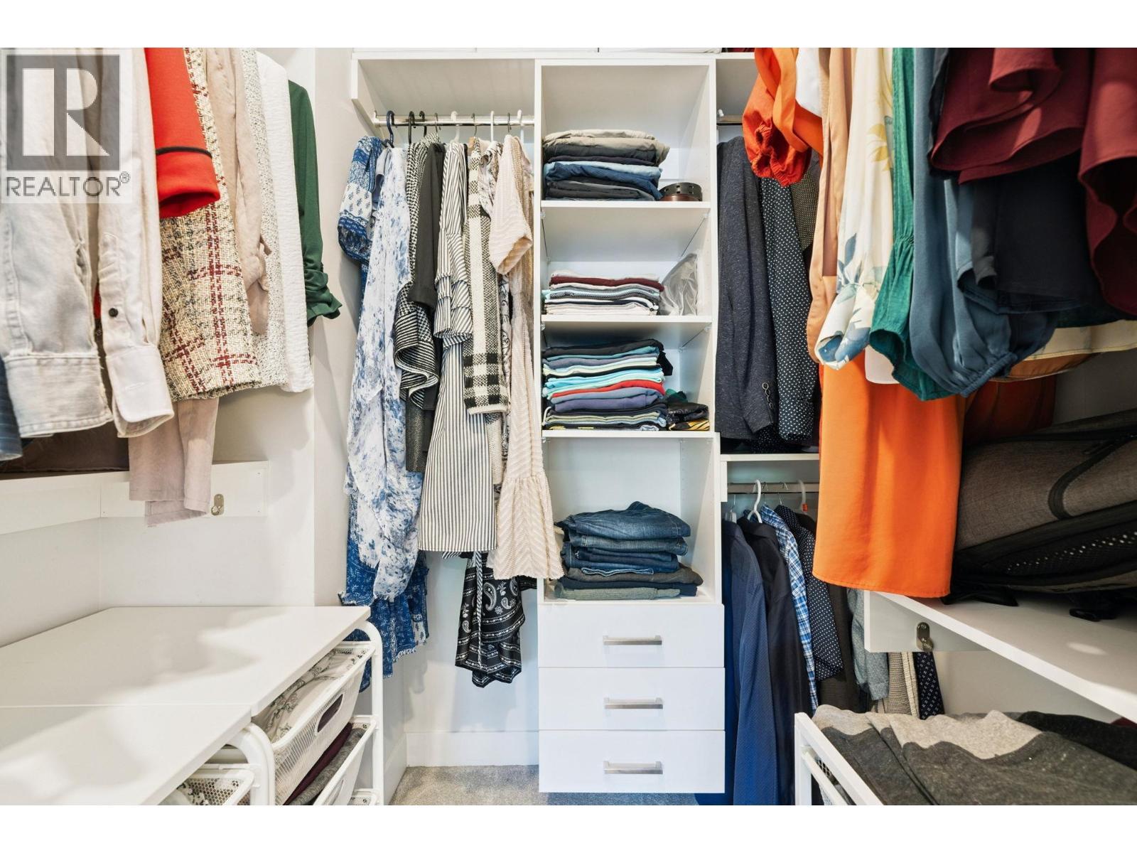 34 1260 Riverside Drive, Port Coquitlam, BC - Indoor With Storage