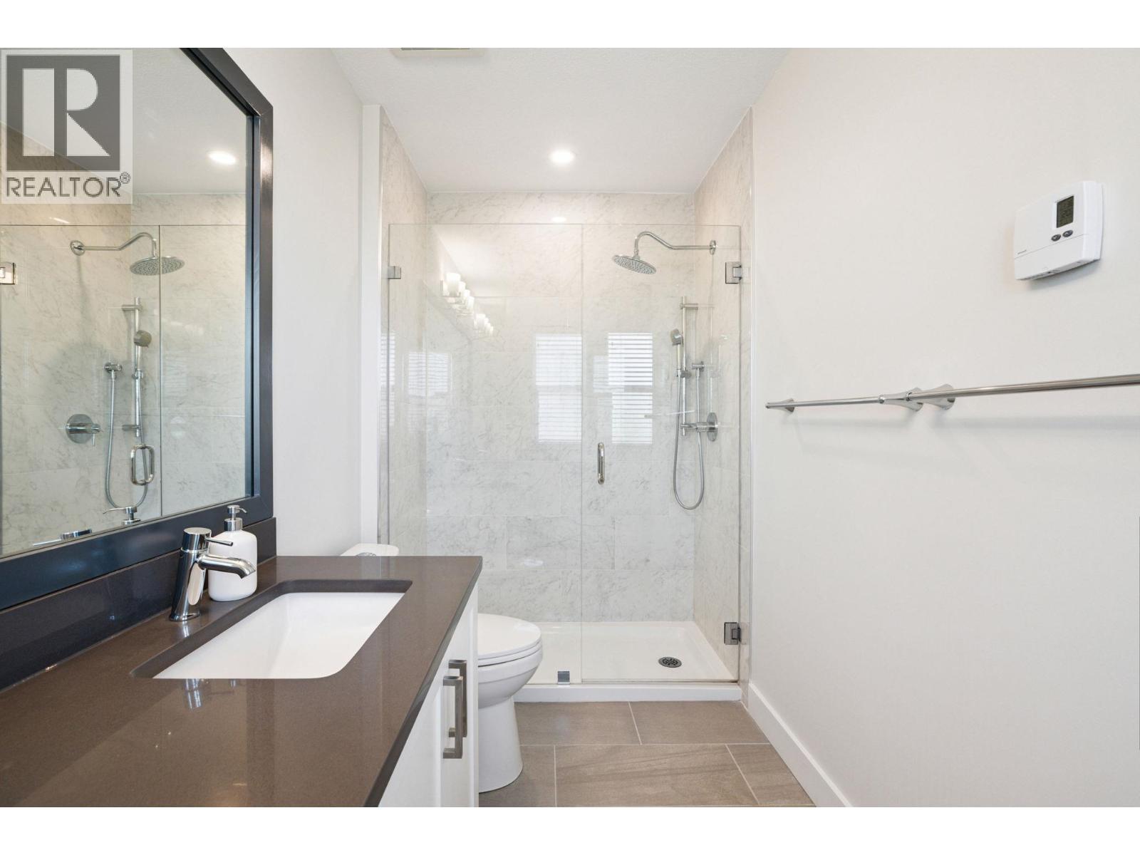 34 1260 Riverside Drive, Port Coquitlam, BC - Indoor Photo Showing Bathroom
