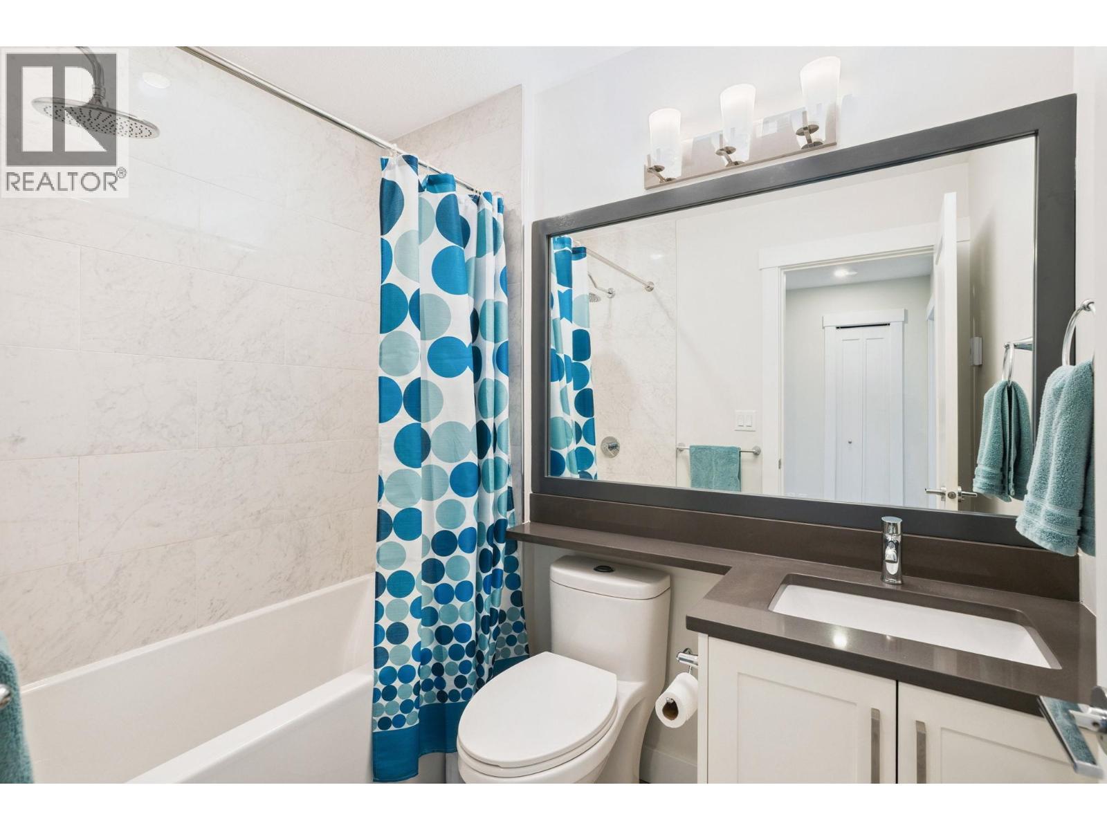 34 1260 Riverside Drive, Port Coquitlam, BC - Indoor Photo Showing Bathroom
