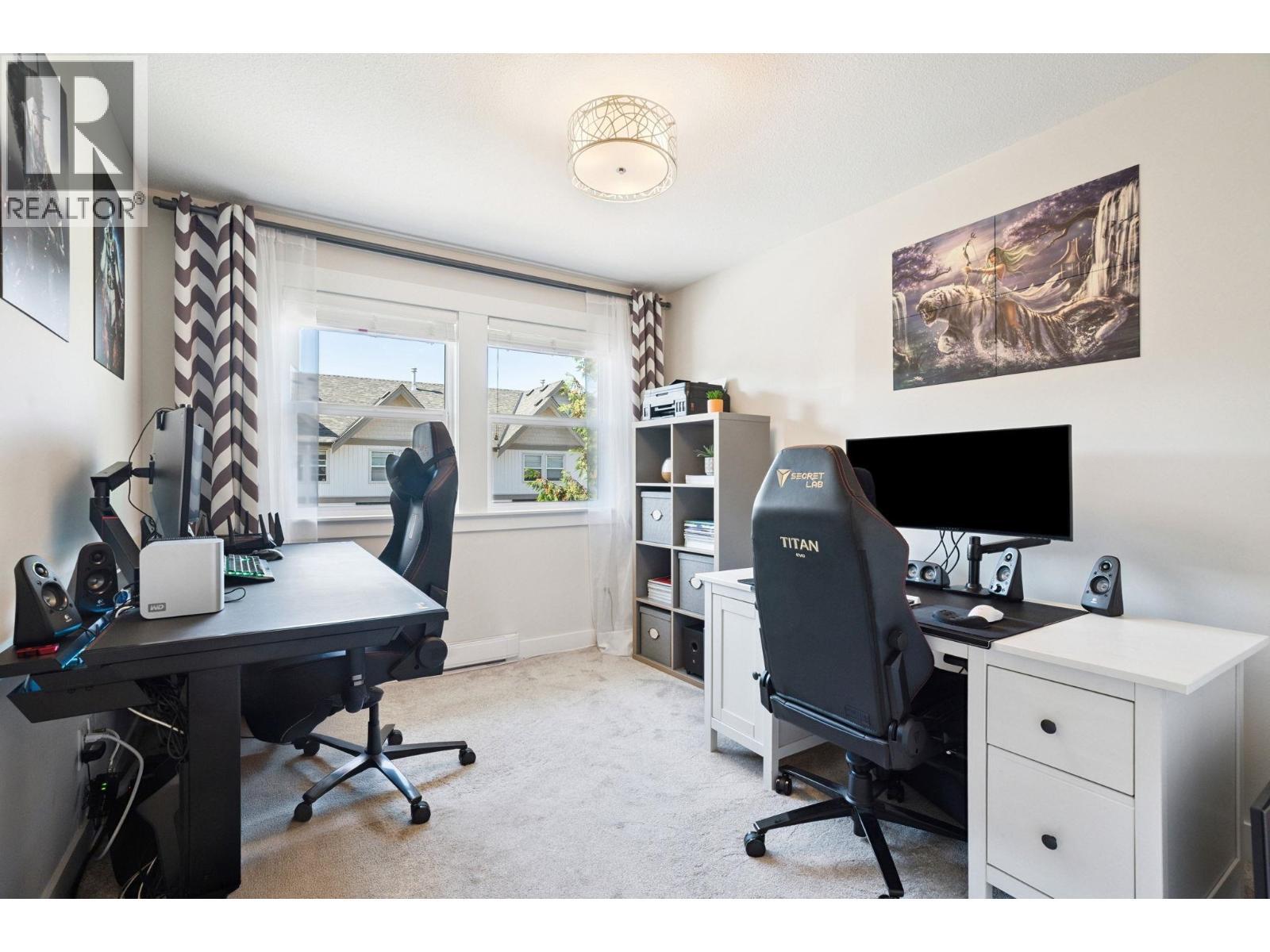 34 1260 Riverside Drive, Port Coquitlam, BC - Indoor Photo Showing Office