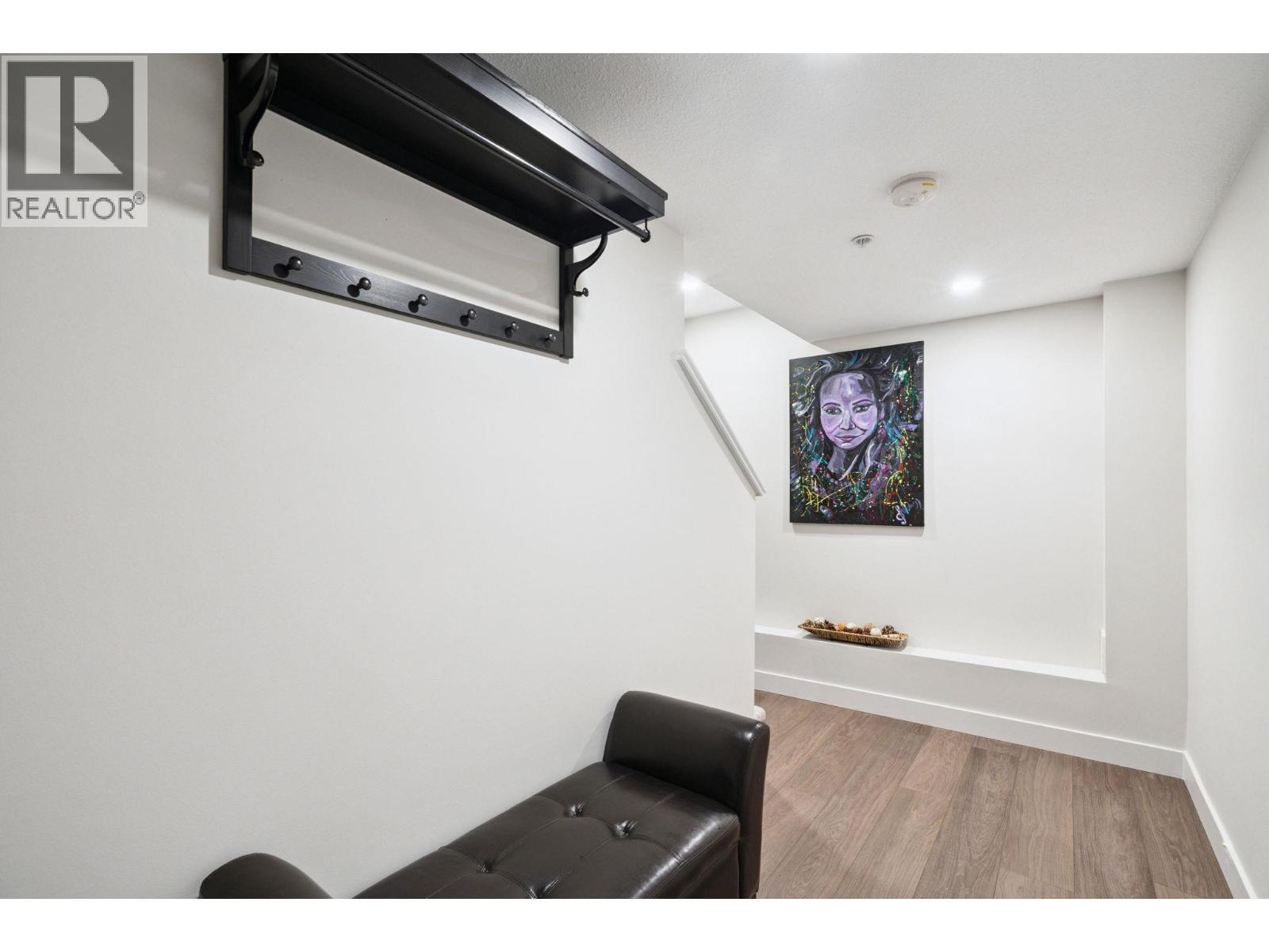 34 1260 Riverside Drive, Port Coquitlam, BC - Indoor Photo Showing Other Room