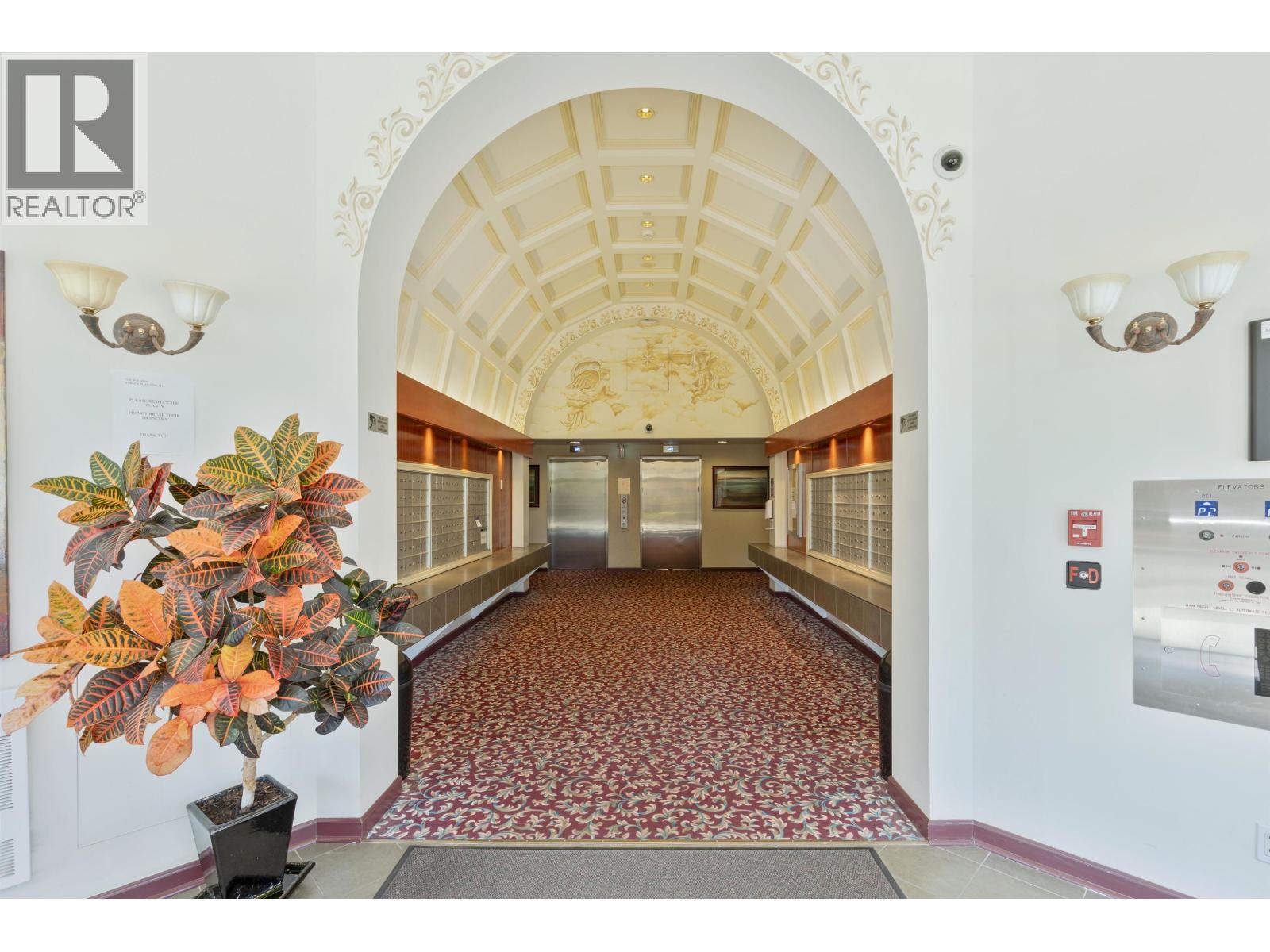 1301 4425 Halifax Street, Burnaby, BC - Indoor Photo Showing Other Room