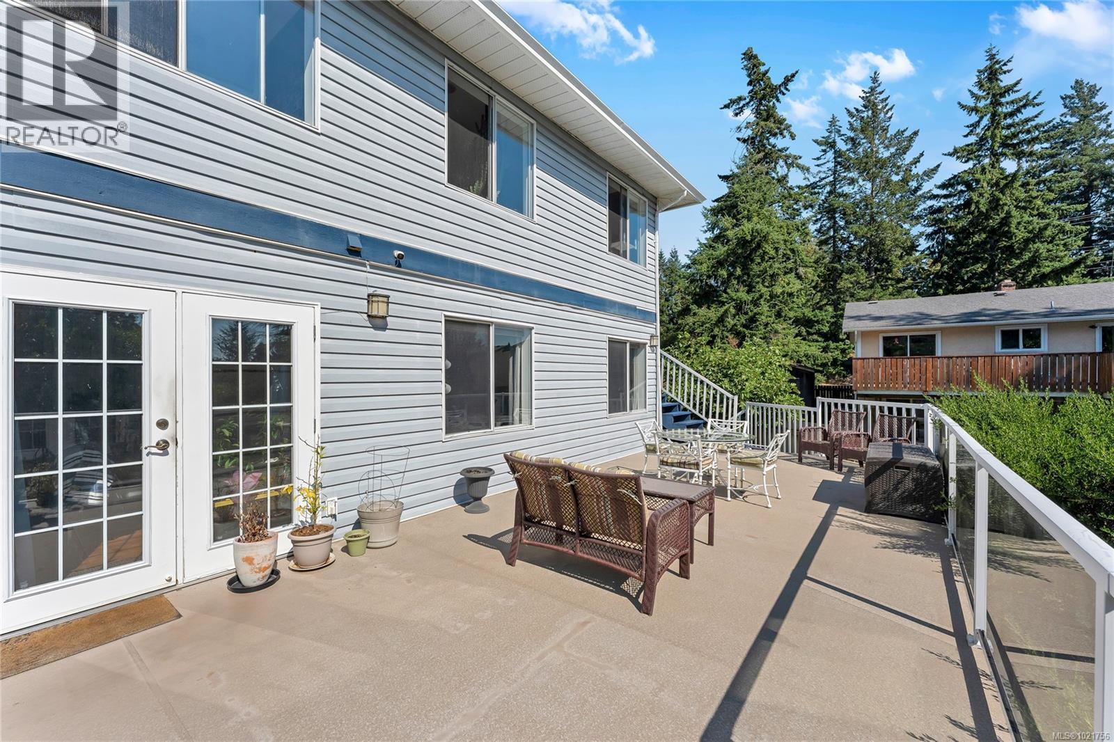 505 Windthrop Rd, Colwood, BC - Outdoor With Deck Patio Veranda With Exterior