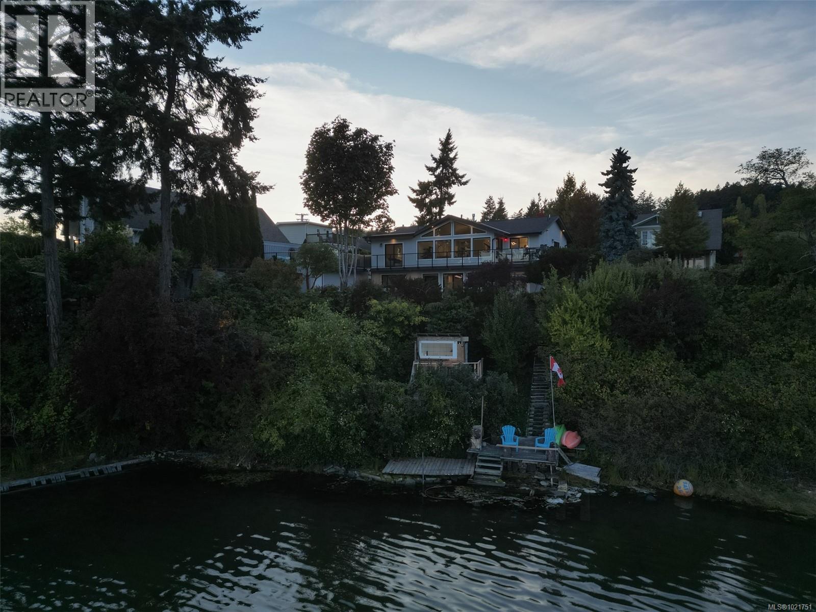 8 Woodville Pl, View Royal, BC - Outdoor With Body Of Water