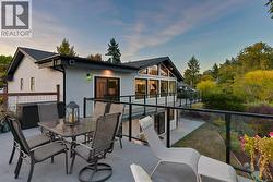 8 Woodville Pl View Royal, BC V9B 1E6