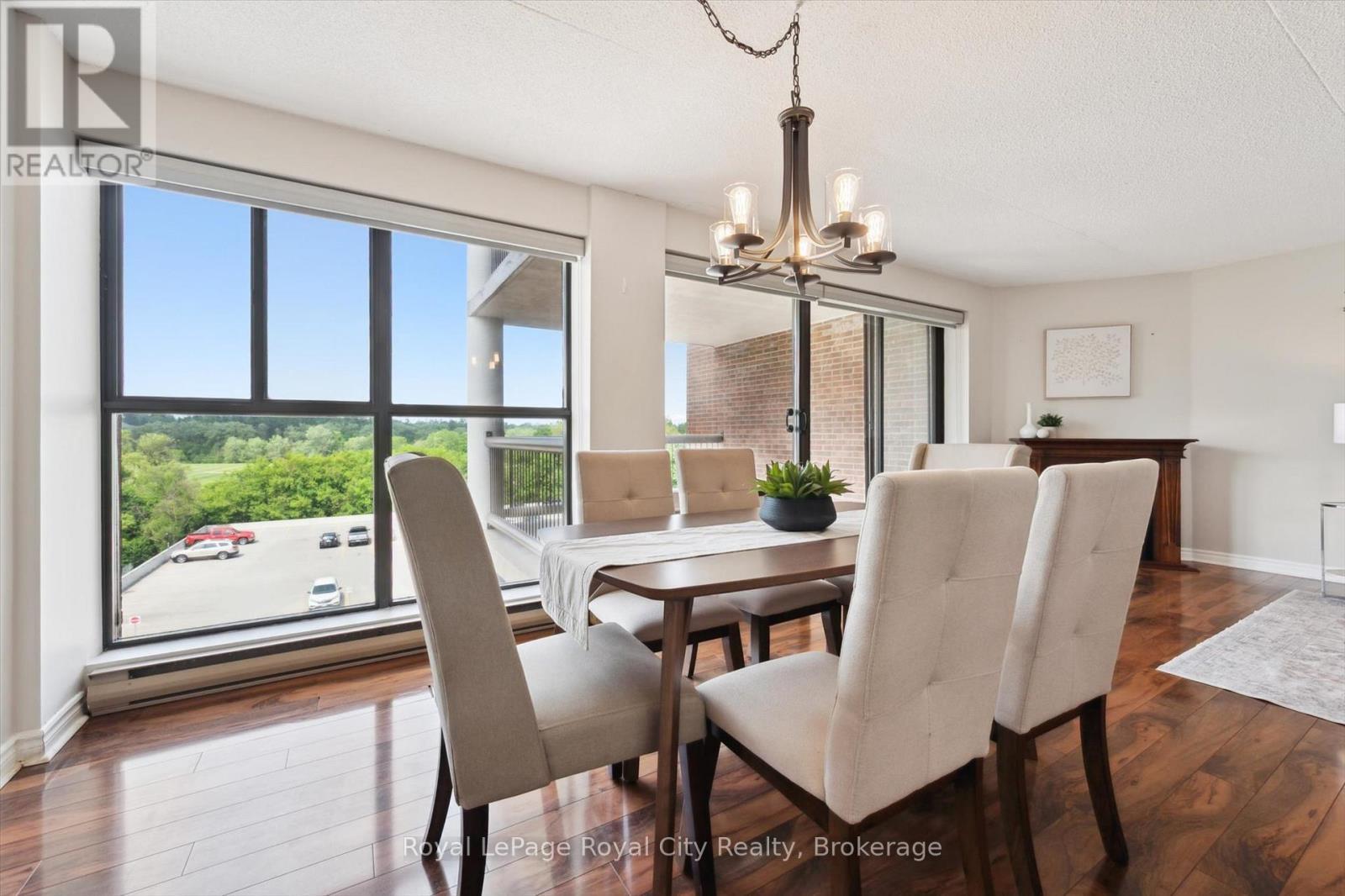 501 - 22 Marilyn Drive, Guelph (Riverside Park), ON - Indoor Photo Showing Dining Room