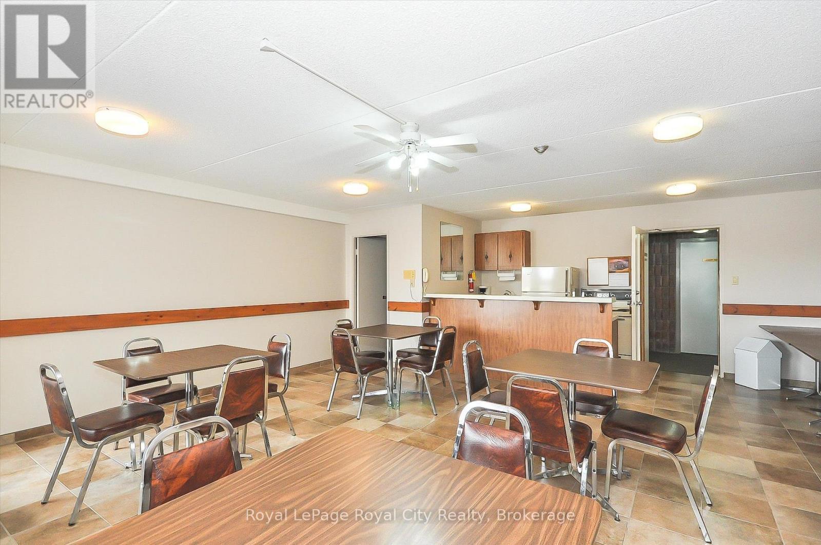 501 - 22 Marilyn Drive, Guelph (Riverside Park), ON - Indoor Photo Showing Dining Room