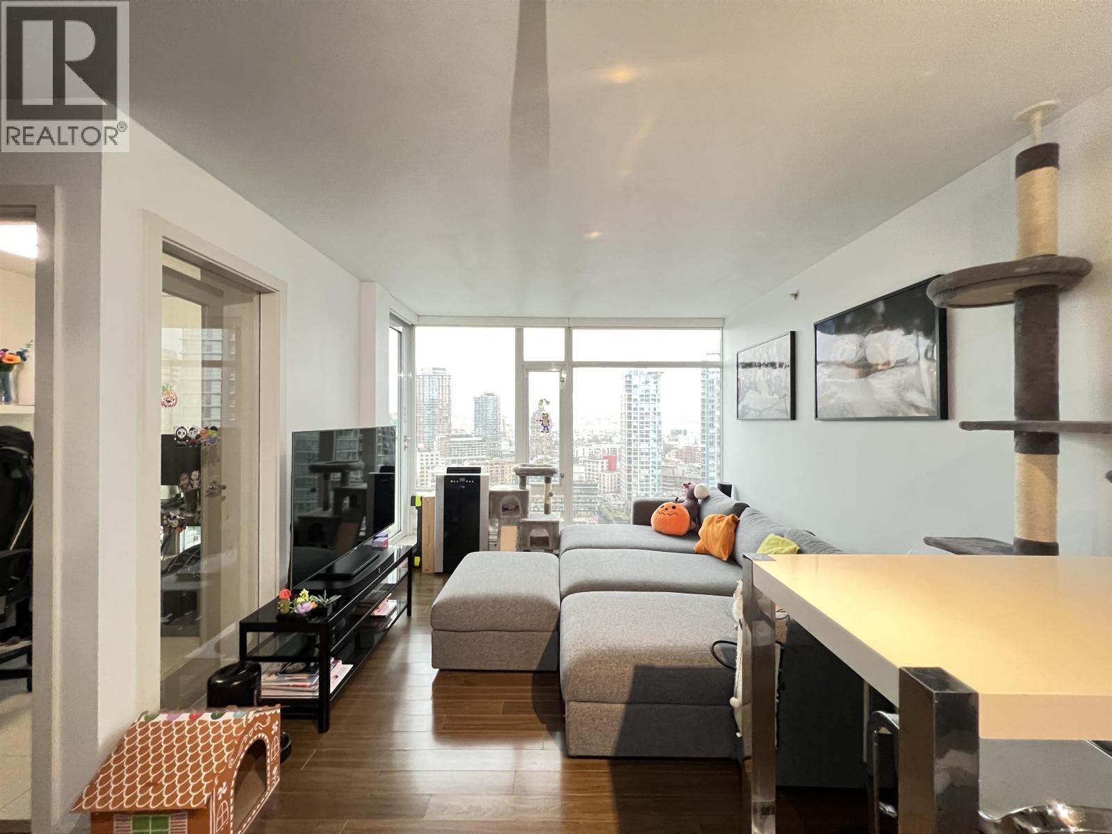 2301 161 W Georgia Street, Vancouver, BC - Indoor