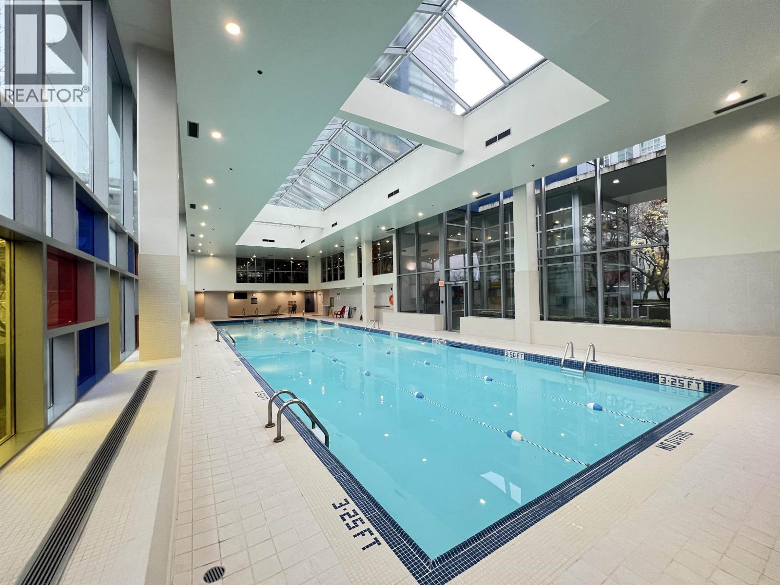 2301 161 W Georgia Street, Vancouver, BC - Indoor Photo Showing Other Room With In Ground Pool