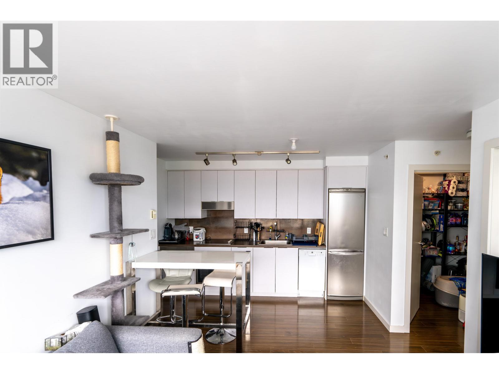 2301 161 W Georgia Street, Vancouver, BC - Indoor Photo Showing Other Room