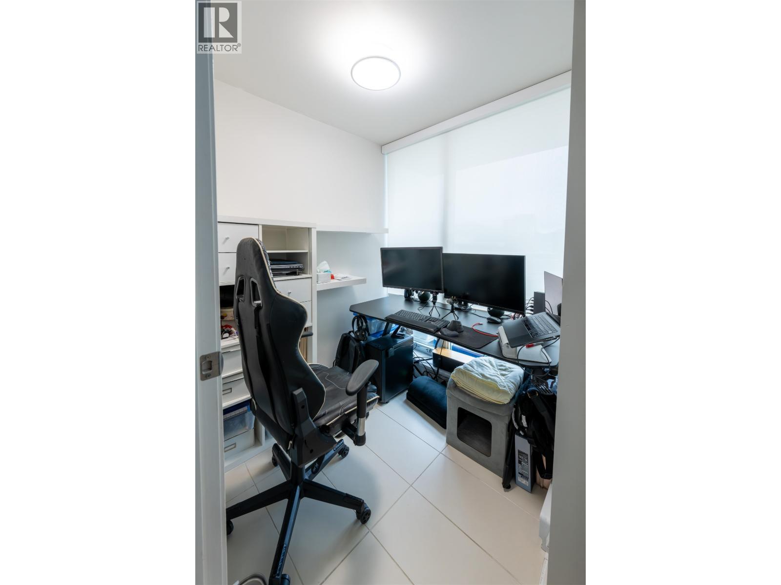 2301 161 W Georgia Street, Vancouver, BC - Indoor Photo Showing Office