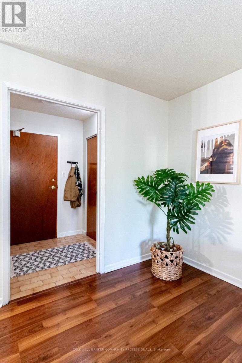 205 - 23 Main Street, Hamilton, ON - Indoor