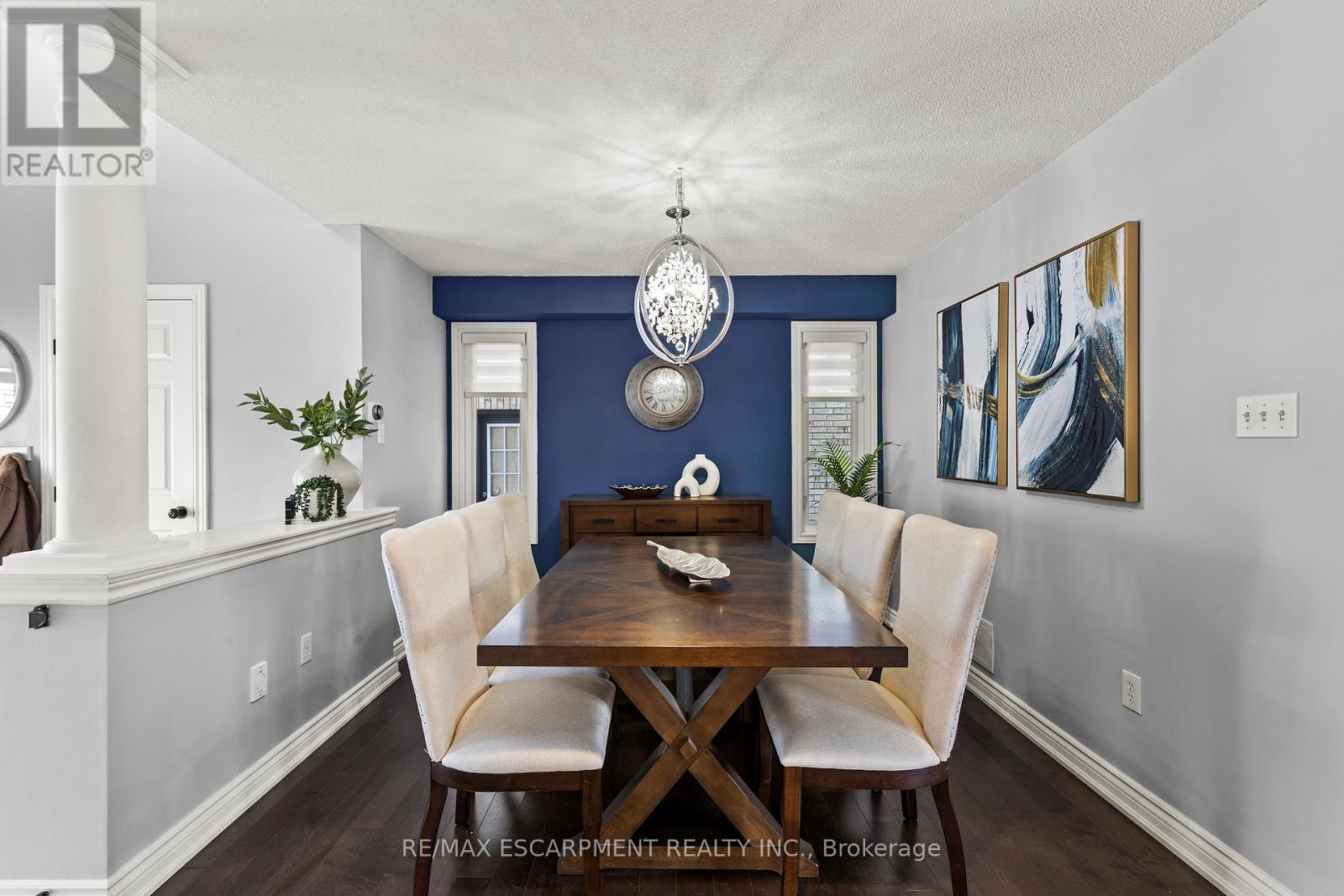 11 Wilbur Drive, Hamilton, ON - Indoor Photo Showing Dining Room