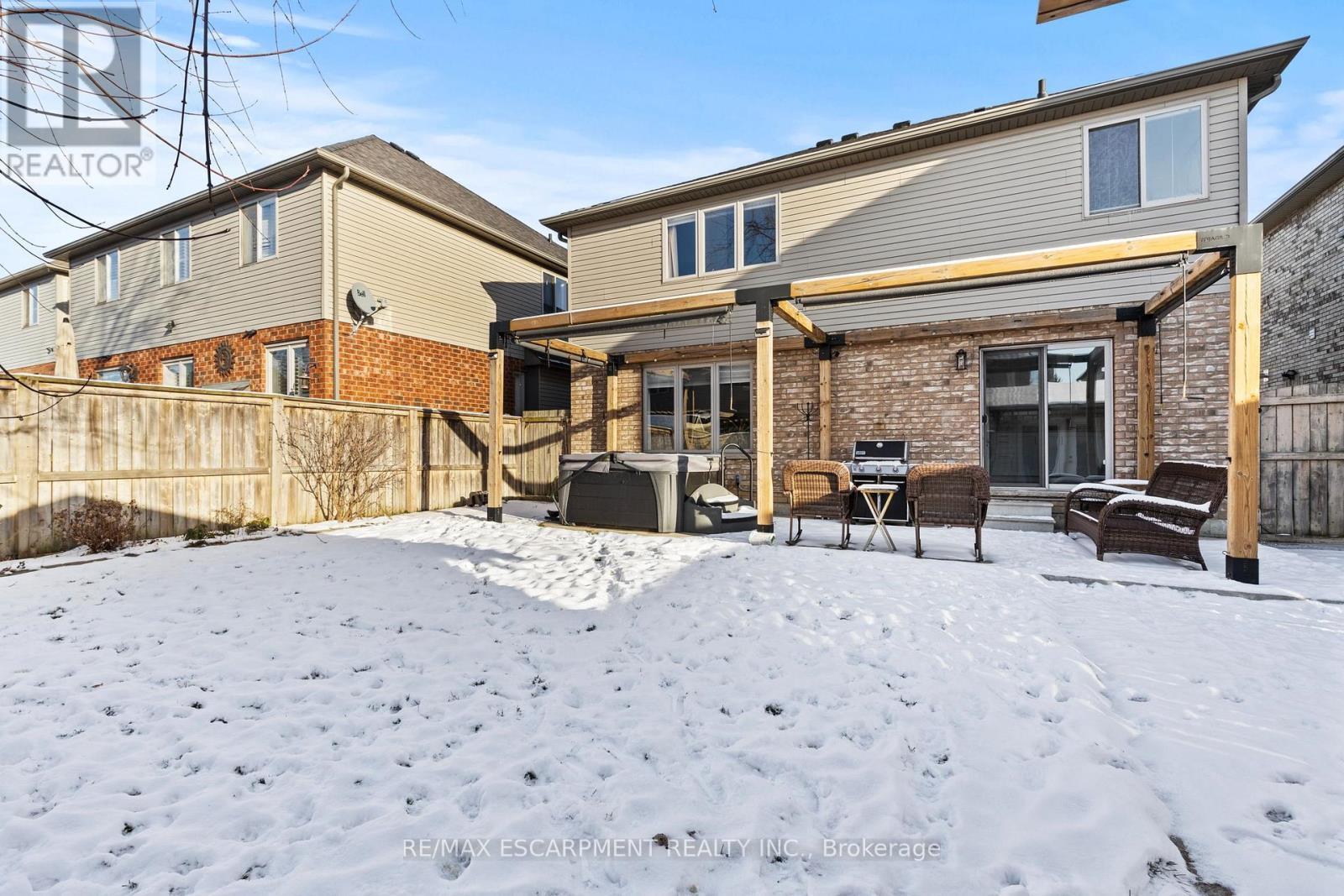11 Wilbur Drive, Hamilton, ON - Outdoor With Exterior