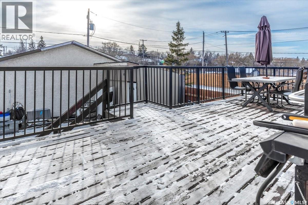 4317 3Rd Avenue N, Regina, SK - Outdoor With Deck Patio Veranda
